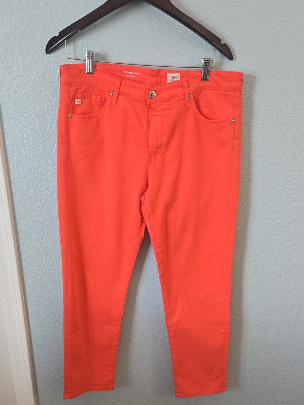 AG Adriano GoldSchmied The Prima Crop Cigarette Crop in Coral/Orange, Size 32 - Picture 2 of 12